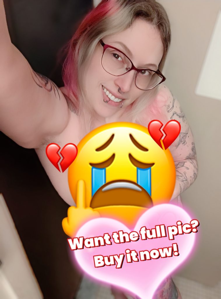 Mistress Kiara's Birthday selfie for my Girlfriend!