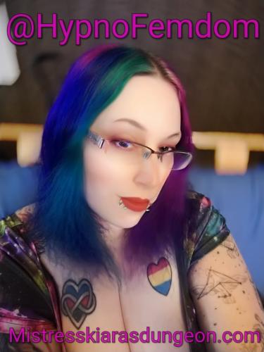 Femdom Goddess Mistress Kiara superior