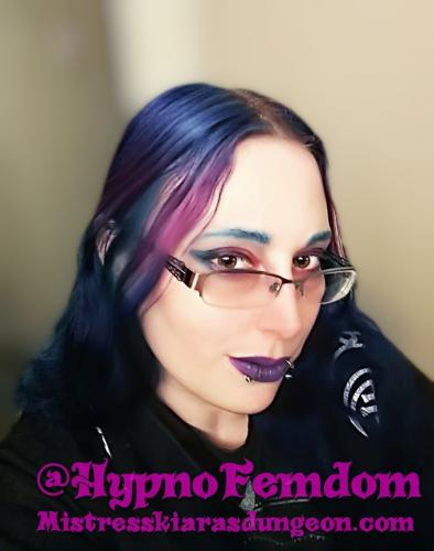 Femdom Goddess Mistress Kiara superior WITCH