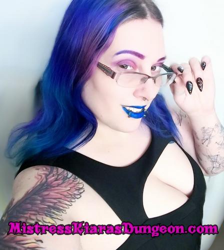 Sexy Goth Femdom Fetish Domme