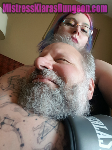 fetish wrestling Mistress choking slave boxing gloves