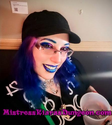Sexy Goth Femdom Mistress