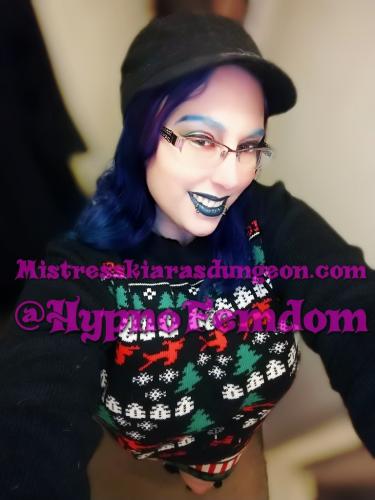 Femdom Goddess Mistress Kiara Christmas